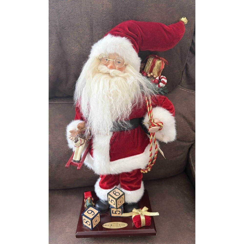 Dept 56 Old World Santa Collection Christmas/Toys/ Wood Base 2004 18” Tall LARGE